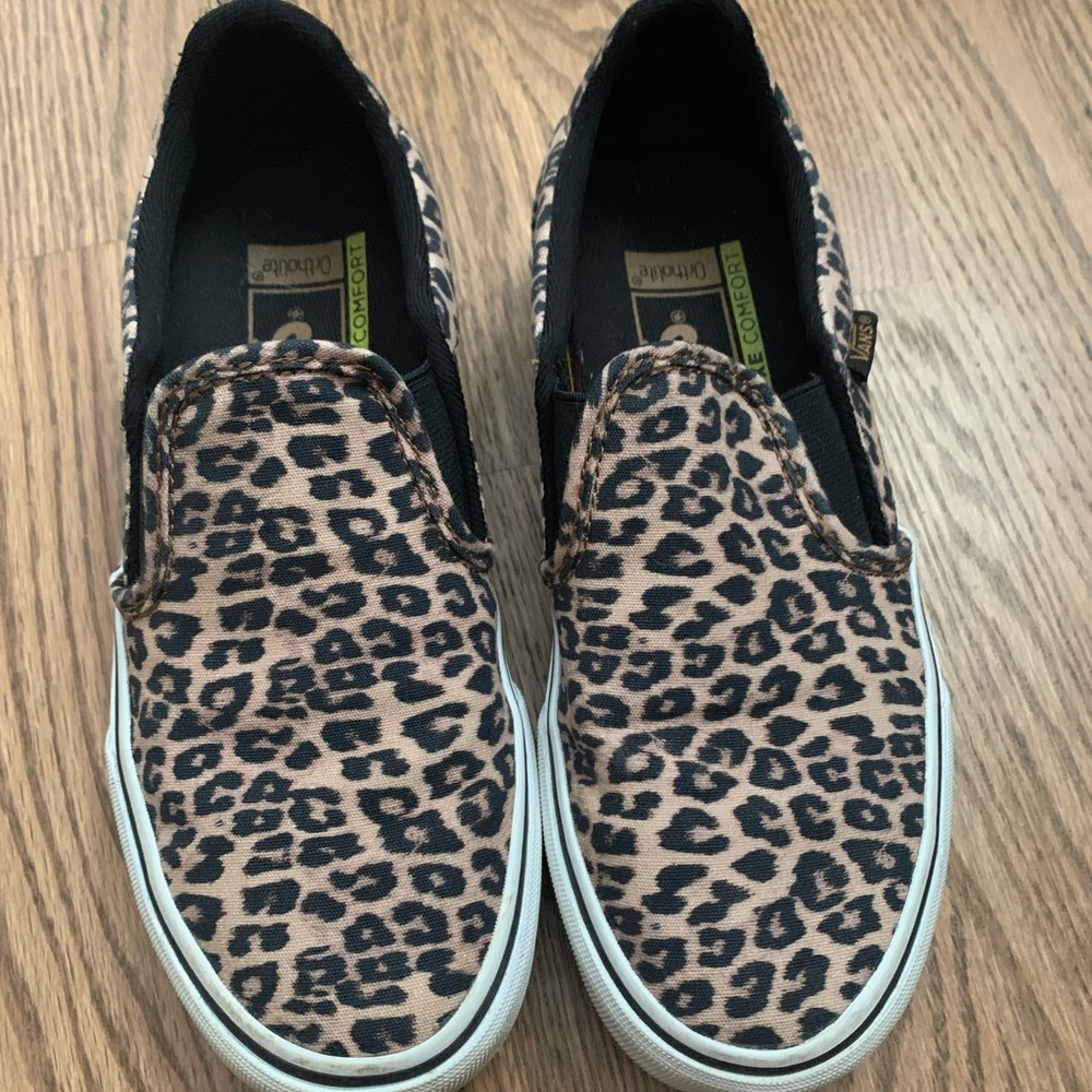 Leopard Vans size 6 women’s
